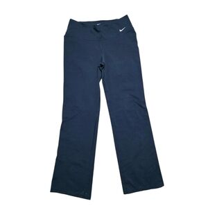 Nike Women's Black Flared Leggings Meduim